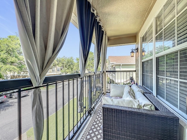 725 Ashworth Overlook Dr Unit C, Apopka, FL 32712 - balcony featuring an outdoor living space