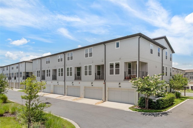 8484 Sperry St, Orlando, FL 32827 - view of building exterior