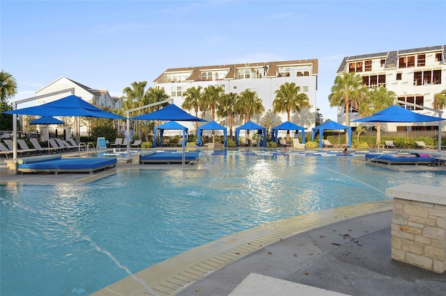 8484 Sperry St, Orlando, FL 32827 - community pool with a gazebo