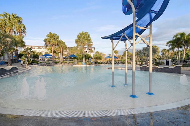8484 Sperry St, Orlando, FL 32827 - view of community pool