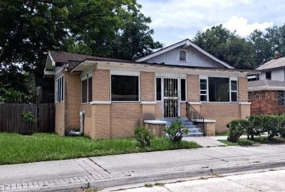 2010 N Myrtle Ave, Jacksonville, FL 32209 - bungalow featuring brick siding