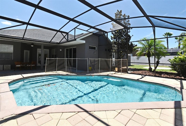 436 Skyview Pl, Chuluota, FL 32766 - view of swimming pool with a patio area, ceiling fan, and glass enclosure