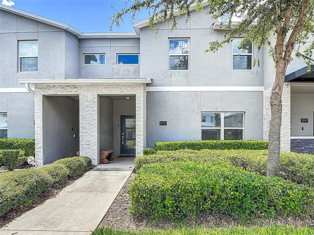 850 Pebble Beach Dr, Davenport, FL 33896 - photo 1