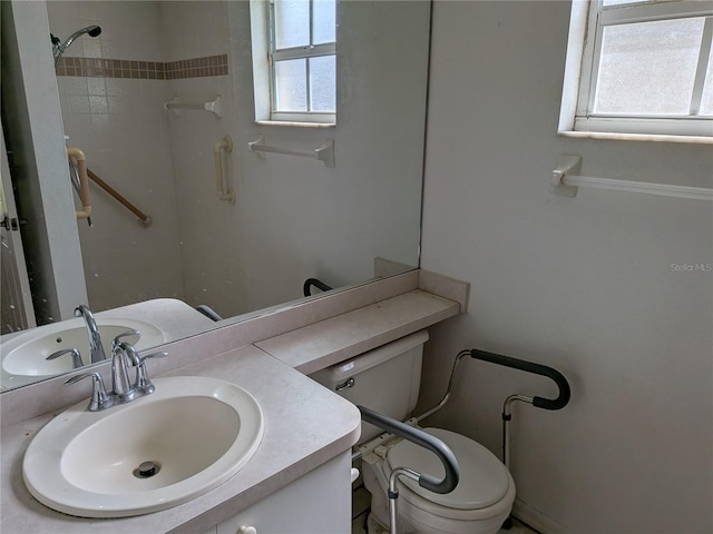 1140 Belmar Ave, Port Charlotte, FL 33948 - full bath featuring a shower and vanity