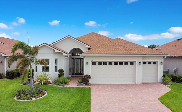 1104 Sawgrass Dr, Winter Haven, FL 33884 - photo 1