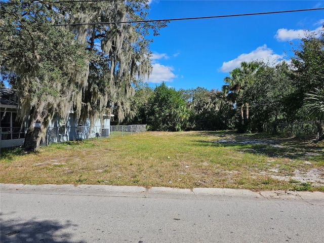 2406 1st St N, Winter Haven, FL 33881