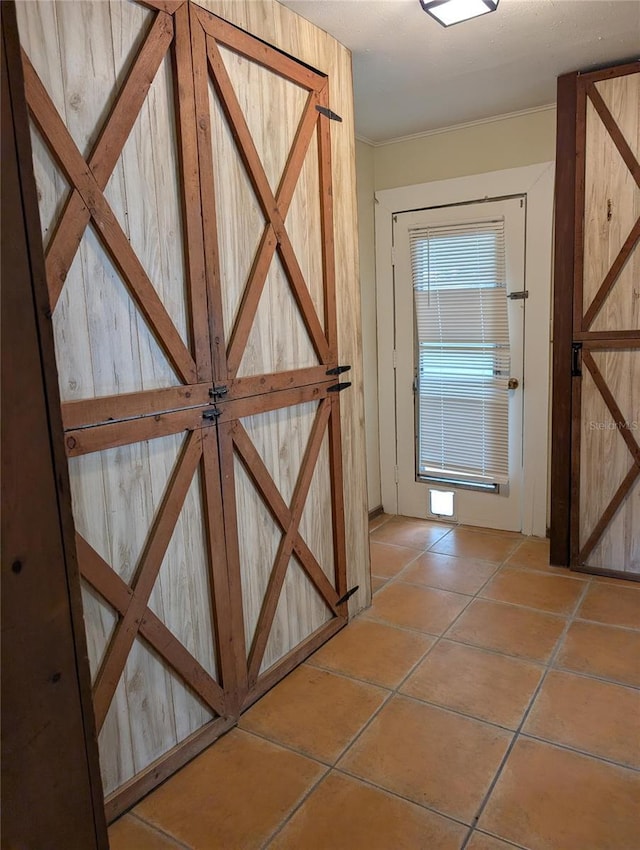 417 Shore Rd, Nokomis, FL 34275 - hallway with tile patterned floors