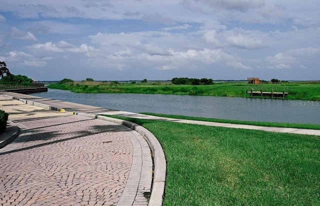 3504 Shorewood Dr, Kissimmee, FL 34746 - water view