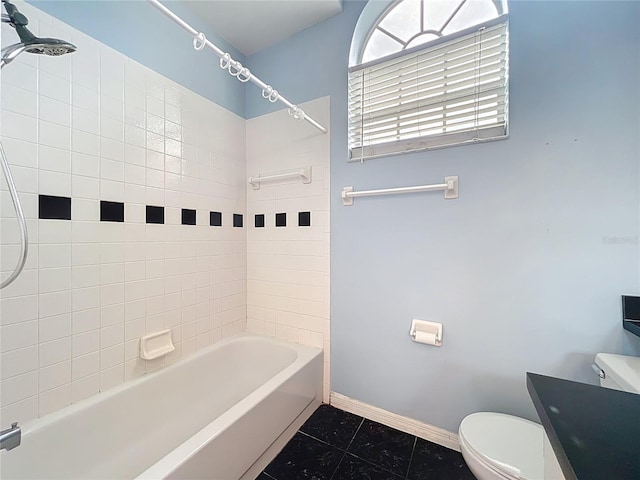 1751 Chatham Cir, Apopka, FL 32703 - bathroom with tile patterned flooring and shower / washtub combination