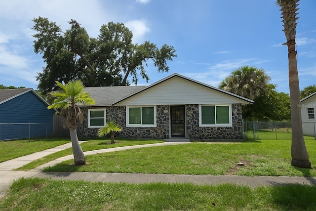2308 18th St E, Bradenton, FL 34208 - ranch-style home featuring stone siding