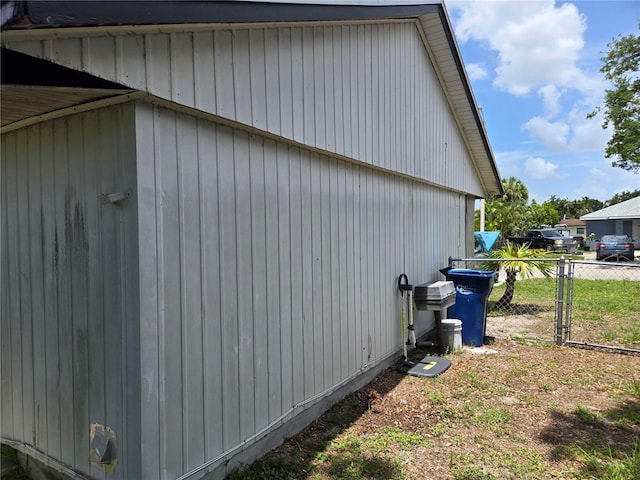 2308 18th St E, Bradenton, FL 34208 - view of property exterior with a gate