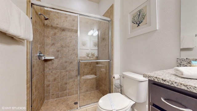 8806 Geneve Ct, Kissimmee, FL 34747 - full bathroom featuring vanity and a shower stall