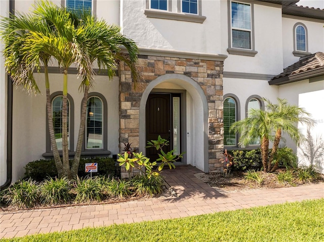 8066 Ludington Cir, Orlando, FL 32836 - entrance to property with stucco siding and stone siding
