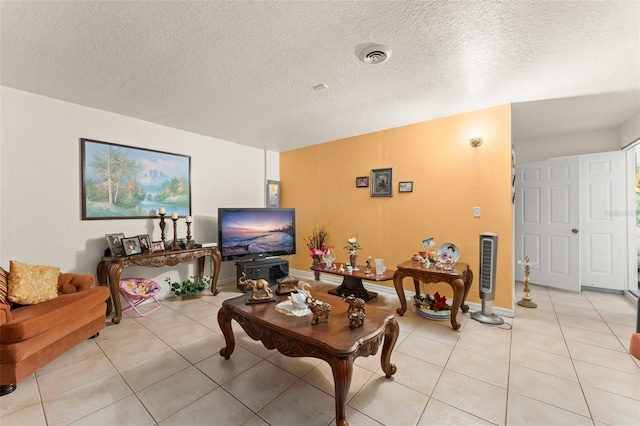 470 Cardinal Ct, Kissimmee, FL 34759 - living area featuring light tile patterned flooring and a textured ceiling