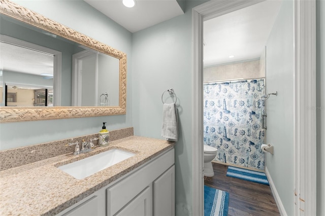 473 Burnt Tree Ln, Apopka, FL 32712 - bathroom with wood finished floors, vanity, a shower with curtain, and recessed lighting