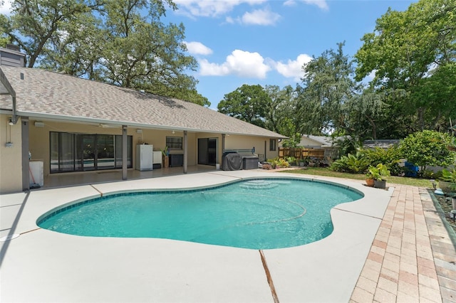 473 Burnt Tree Ln, Apopka, FL 32712 - view of pool with a patio area