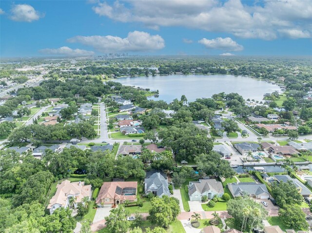 413 Harbour Oaks Pointe Dr, Edgewood, FL 32809 - aerial view of property and surrounding area with a nearby body of water and nearby suburban area