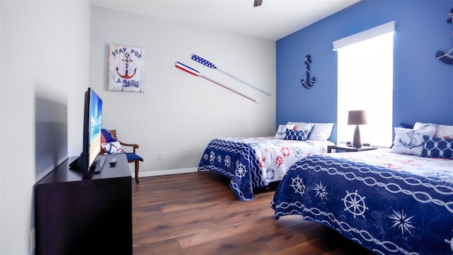 25105 Laurel Valley Rd, Leesburg, FL 34748 - bedroom featuring wood finished floors and a ceiling fan