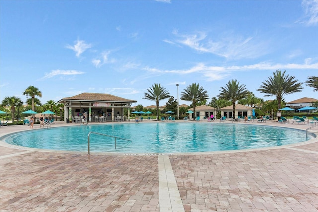 1269 Long Cove Loop Unit 1269, Davenport, FL 33896 - community pool with a patio