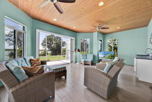 5005 Shore Side Dr, Lakeland, FL 33812 - photo 30