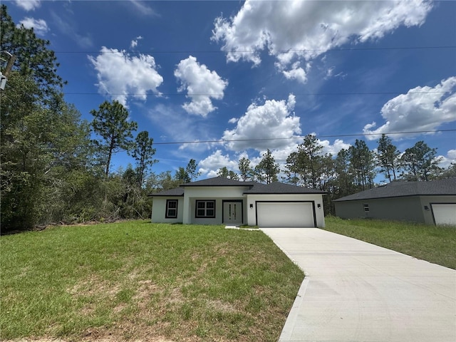 142 W Diego Pl, Citrus Springs, FL 34434 - prairie-style house featuring driveway, an attached garage, stucco siding, and a front lawn