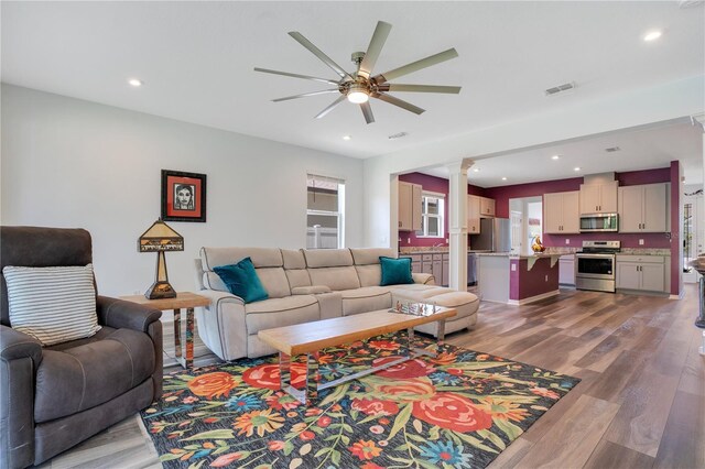 9426 Launch Point Rd, Orlando, FL 32832 - photo 4