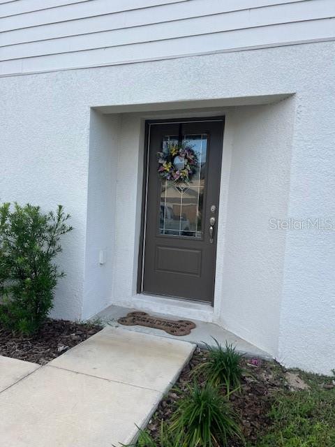 1635 Wynford Cir, Tavares, FL 32778 - photo 2