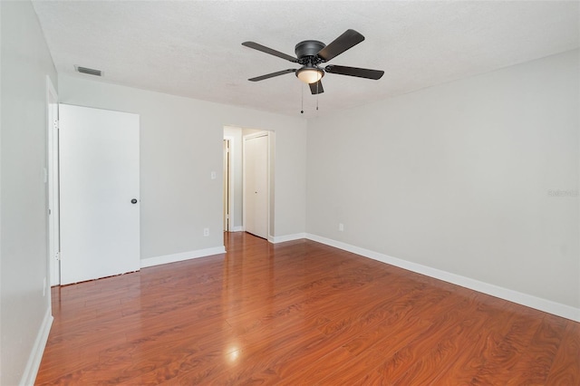 917 Great Bend Rd, Altamonte Springs, FL 32714 - unfurnished room featuring a ceiling fan and wood finished floors