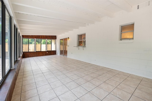 917 Great Bend Rd, Altamonte Springs, FL 32714 - unfurnished sunroom with beam ceiling