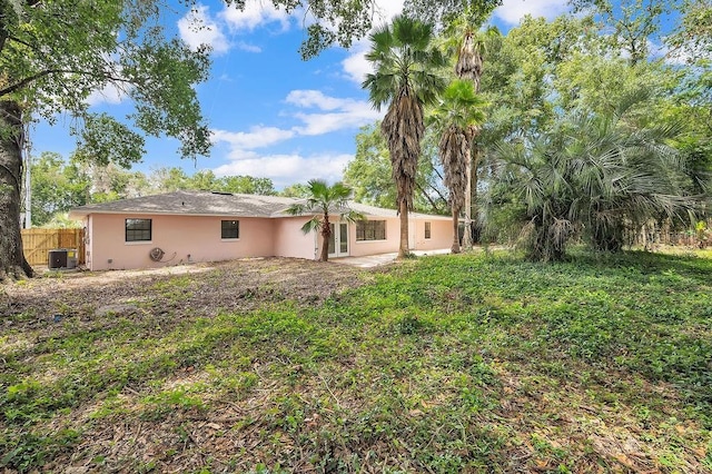 5460 SE 28th St, Ocala, FL 34480 - rear view of property featuring stucco siding