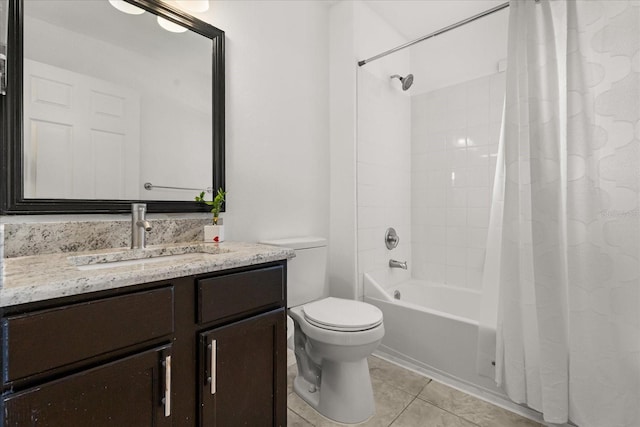 2280 San Vital Dr Unit 101, Kissimmee, FL 34741 - full bathroom featuring shower / bathtub combination with curtain, tile patterned flooring, and vanity