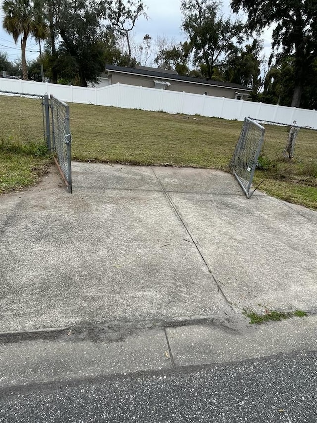 3rd St, Orlando, FL 32824