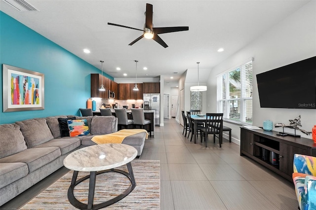 1530 Retreat Cir, Clermont, FL 34714 - living area featuring ceiling fan and recessed lighting