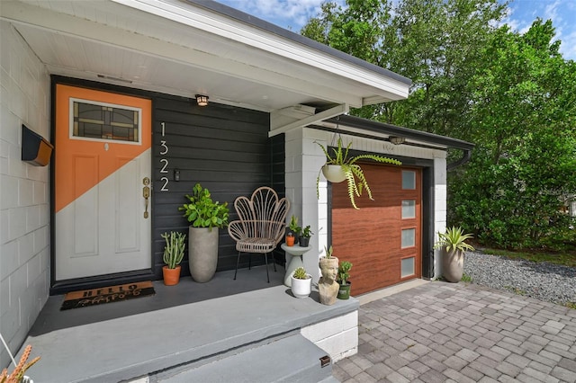 1322 N Bumby Ave, Orlando, FL 32803 - property entrance featuring a porch