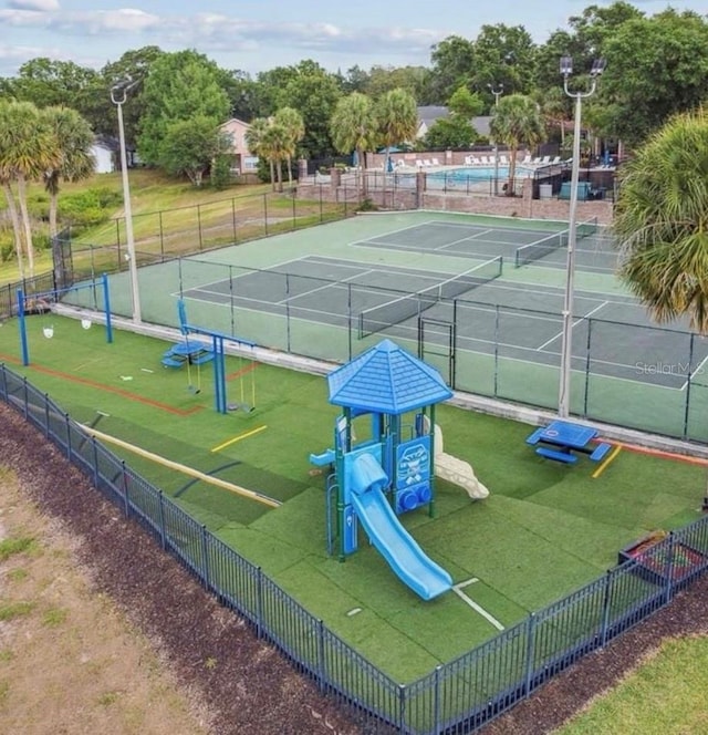 1322 Ravida Woods Dr, Apopka, FL 32703 - view of tennis court