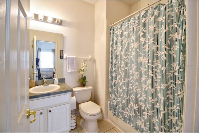 331 Bridgewater Dr, Davenport, FL 33897 - bathroom with vanity, tile patterned flooring, and a shower with curtain