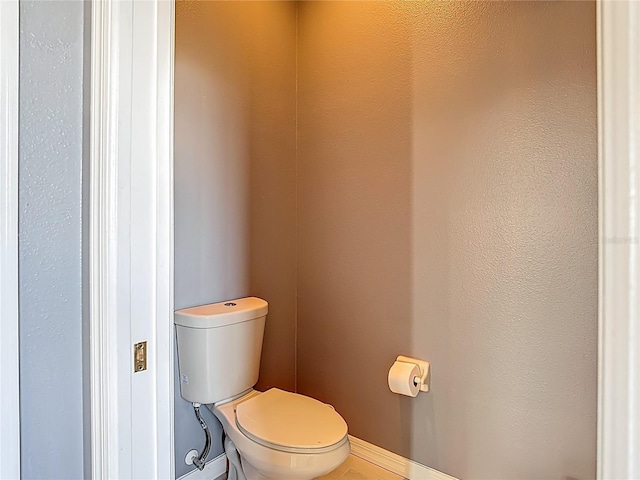2530 The Oaks Blvd, Kissimmee, FL 34746 - bathroom with toilet and tile patterned floors