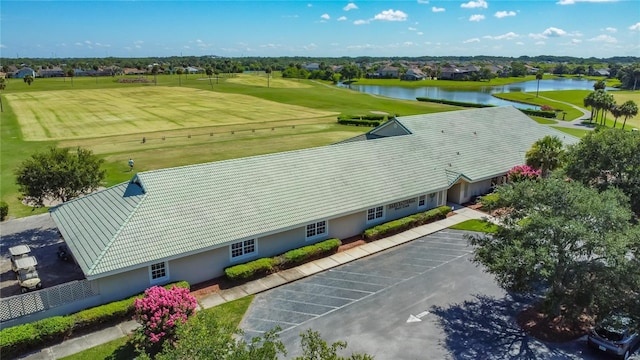 2530 The Oaks Blvd, Kissimmee, FL 34746 - bird's eye view of a golf course and a nearby body of water
