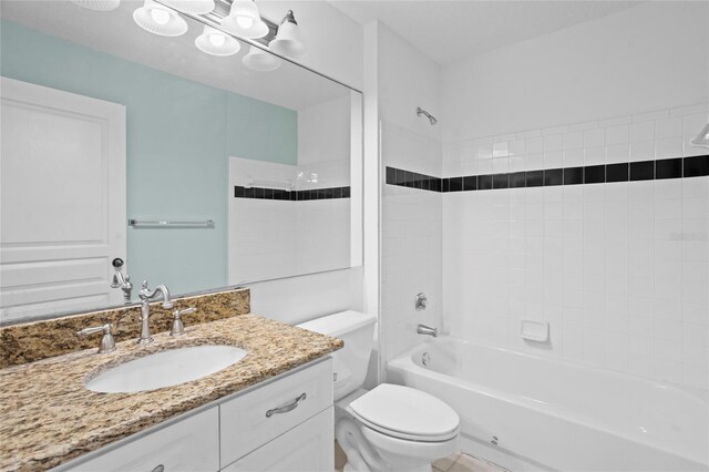 660 Celebration Ave Unit 250, Kissimmee, FL 34747 - bathroom with vanity and shower / tub combination