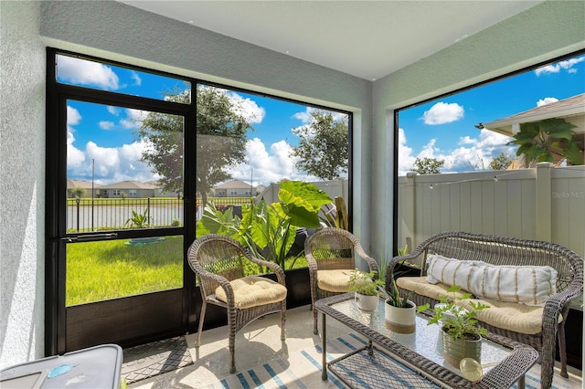 633 Greymount St, Davenport, FL 33837 - sunroom featuring an outdoor living space