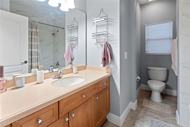 6027 Strada Isle Way, Orlando, FL 32835 - full bathroom featuring vanity and a shower with shower curtain
