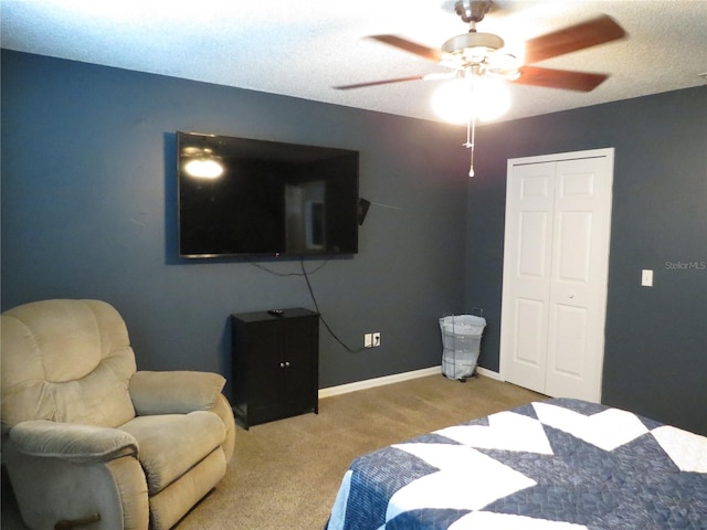 1420 Center St, Ocoee, FL 34761 - bedroom featuring carpet flooring, a closet, and a ceiling fan