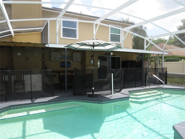 1420 Center St, Ocoee, FL 34761 - view of swimming pool with a patio area and a lanai