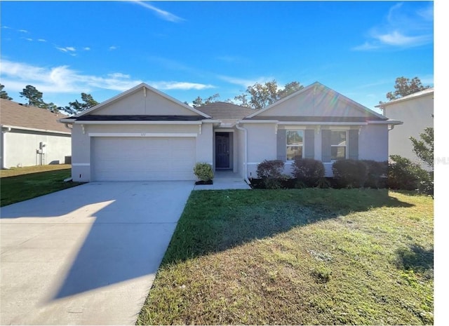 133 Hickory Course Cir, Ocala, FL 34472 - single story home with stucco siding, a garage, a front yard, and concrete driveway