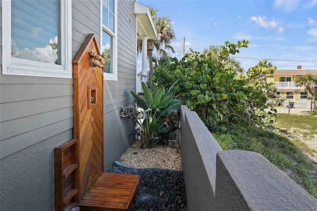 3309 Hill St, New Smyrna Beach, FL 32169 - view of side of home