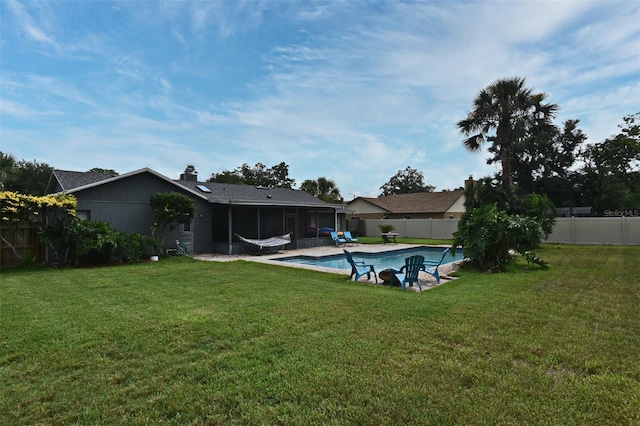 173 Tollgate Br, Longwood, FL 32750 - fenced backyard featuring a sunroom