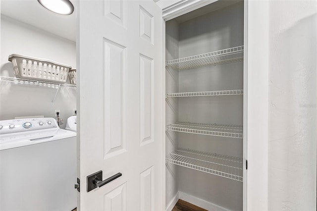 5430 NW 55th Pl, Ocala, FL 34482 - laundry room with washing machine and dryer