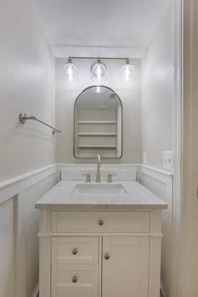 16243 Wilkinson Dr, Clermont, FL 34714 - bathroom with vanity