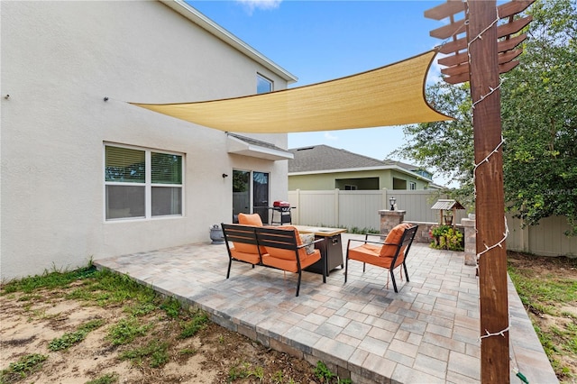 9024 Alba Ln, Kissimmee, FL 34747 - fenced backyard featuring outdoor lounge area and a patio area