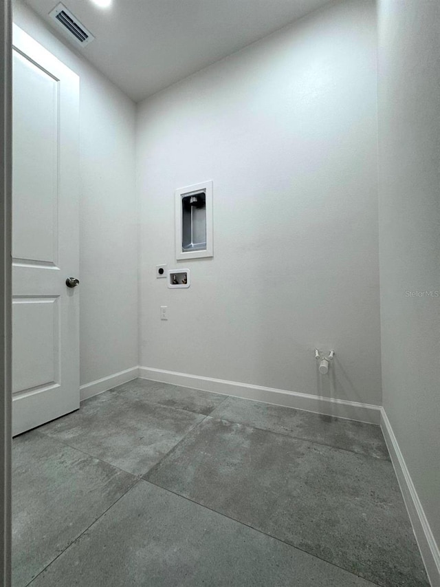 2634 De Groodt Rd SW, Palm Bay, FL 32908 - washroom featuring hookup for an electric dryer and washer hookup